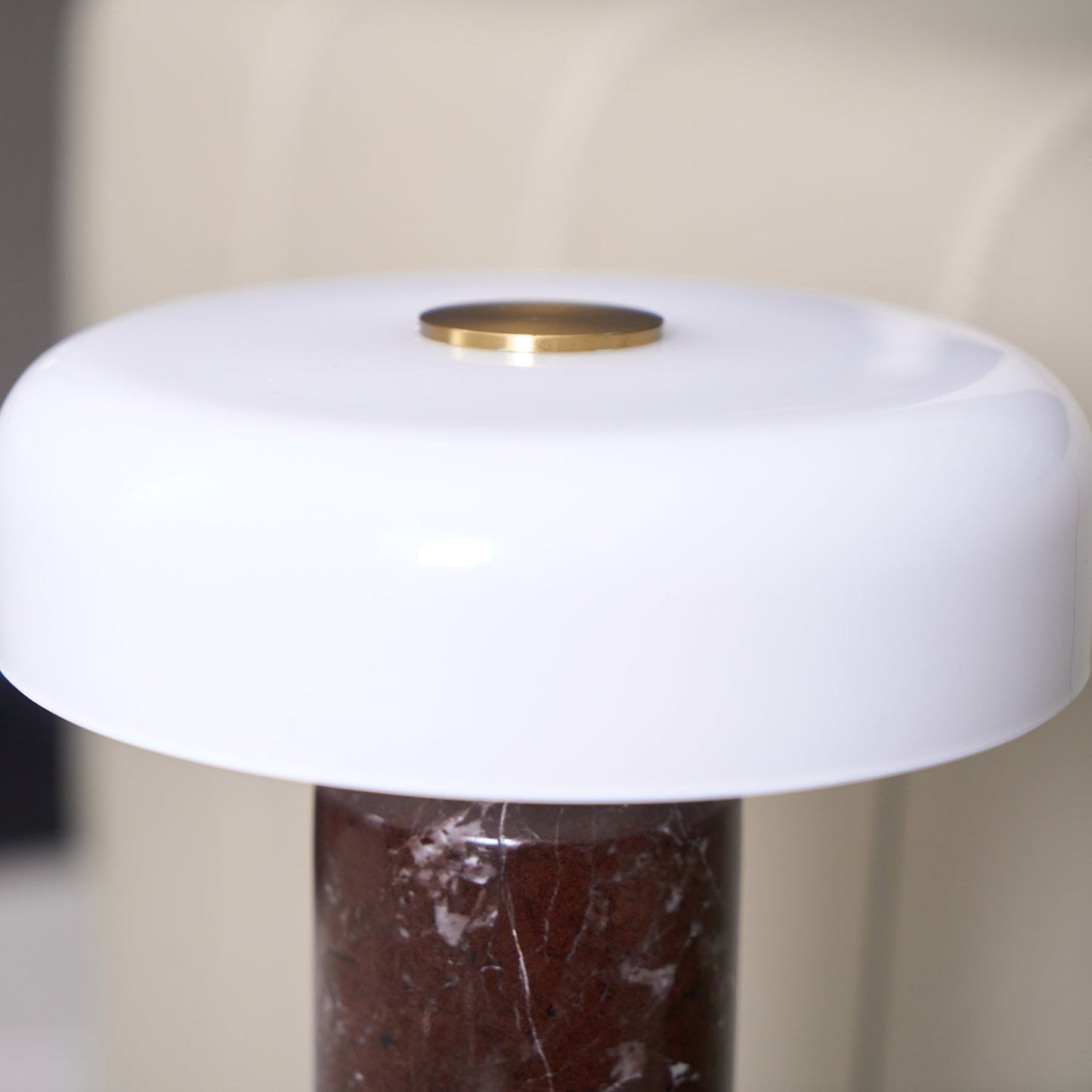 Marmeren Tafellamp met Oplaadbare Batterij – Opaline Glazen Bol & Espresso Marmeren Voet – Touch Dimbaar