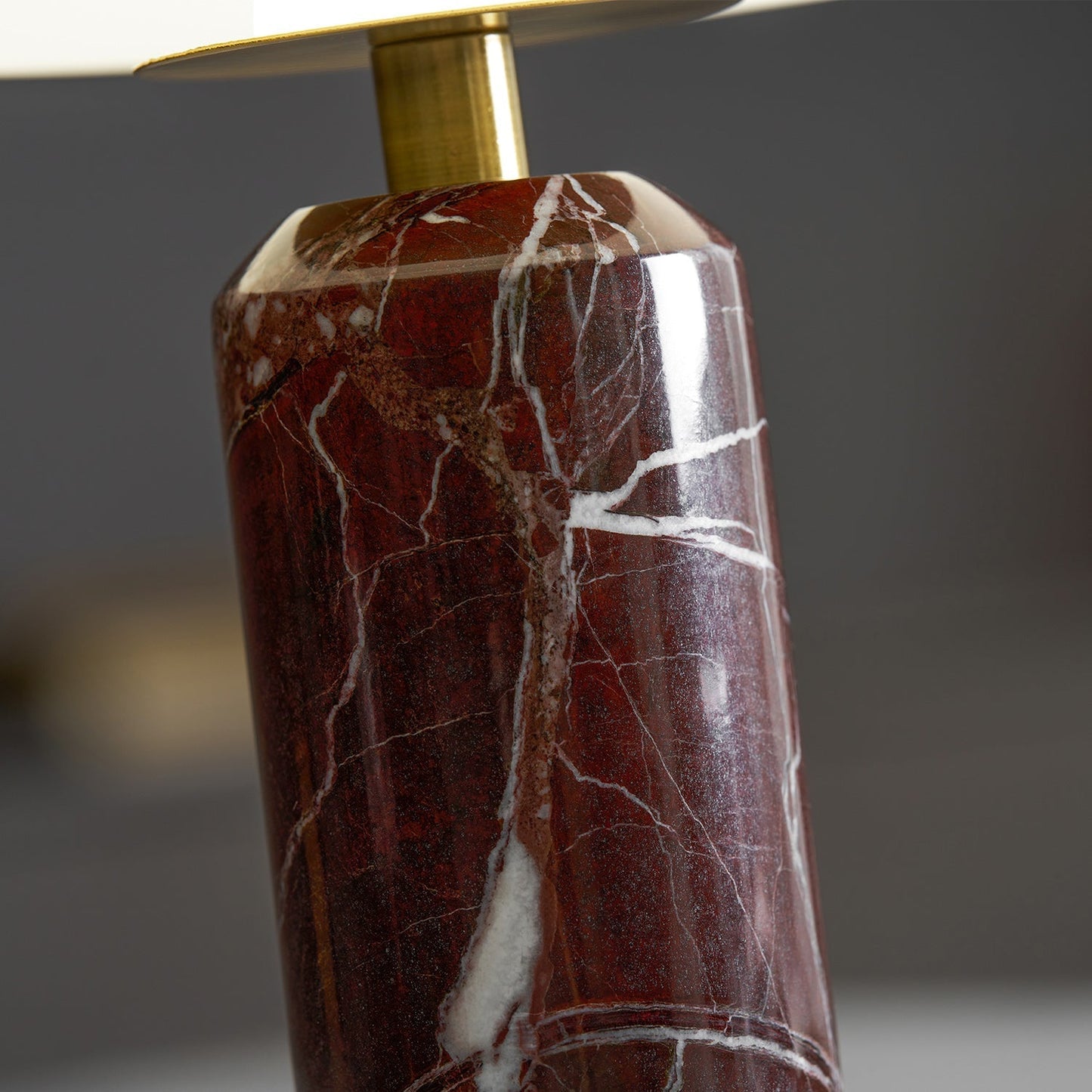 Marmeren Tafellamp met Oplaadbare Batterij – Opaline Glazen Bol & Espresso Marmeren Voet – Touch Dimbaar