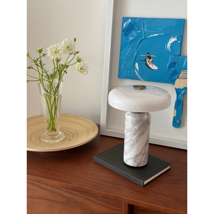 Marmeren Tafellamp met Oplaadbare Batterij – Opaline Glazen Bol & Espresso Marmeren Voet – Touch Dimbaar