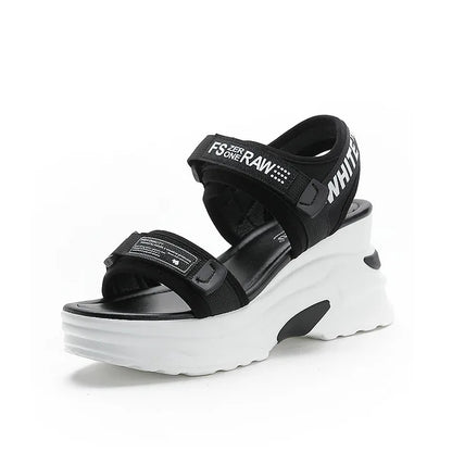 Vrouwen Zomersandalen met Sleehak Luxe Leer