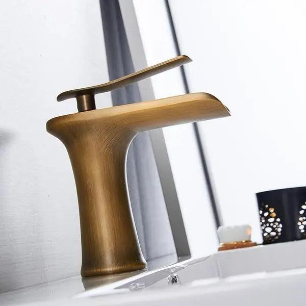 Badkraan Goud Eengreeps Wastafelkraan met Keramische Cartridge Waterbesparend