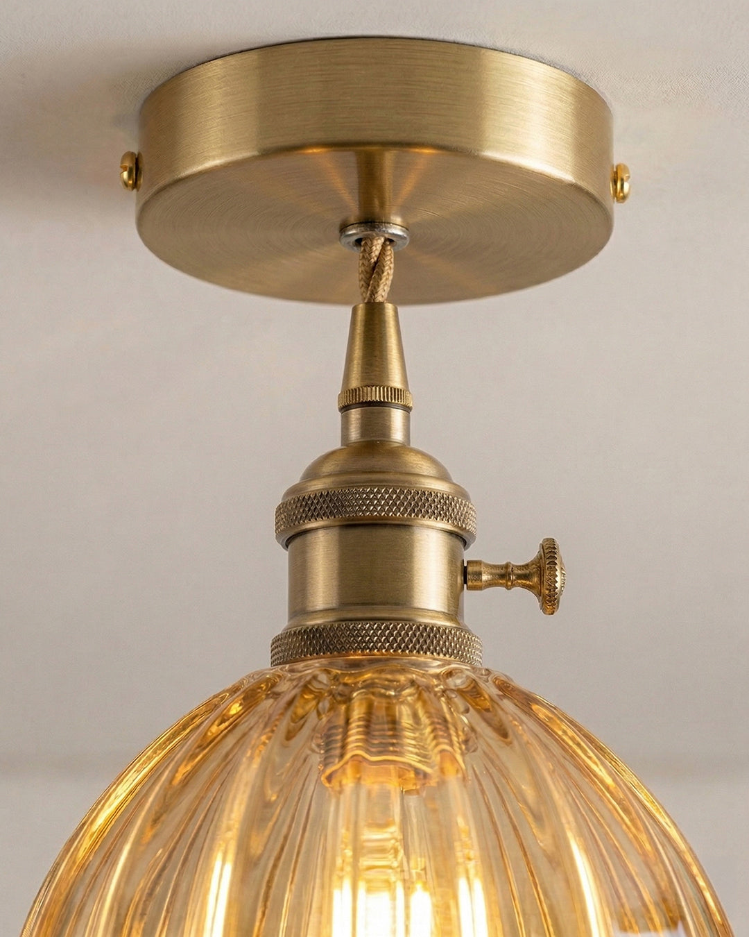 MAREN Hanglamp – Japanse Bloemvormige Glazen Lamp met Zacht Diffuus Licht – Verkrijgbaar in Groen, Transparant, Amber en Rookgrijs – Ø12cm x H18cm