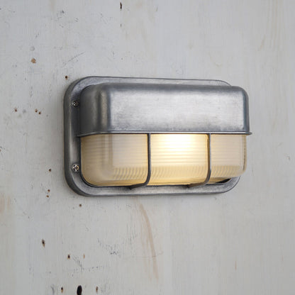 Vintage Buitenlamp Messing met Glazen Kap - Wandverlichting voor Terras & Tuin