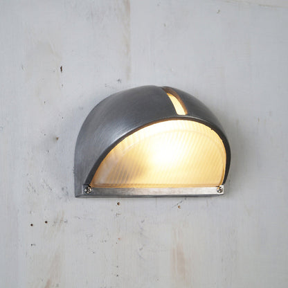 Nautische Buiten Wandlamp Bulkhead Met Opaal Glas En Aluminium Behuizing Voor Gevel En Entree