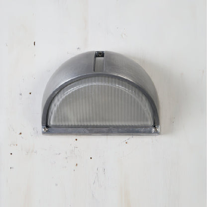 Nautische Buiten Wandlamp Bulkhead Met Opaal Glas En Aluminium Behuizing Voor Gevel En Entree