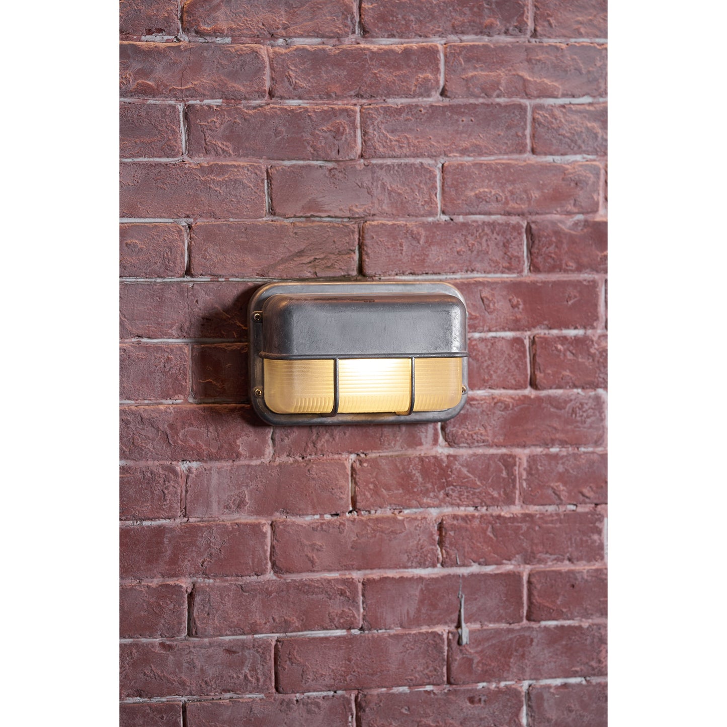 Nautische Buiten Wandlamp Bulkhead Met Opaal Glas En Aluminium Behuizing Voor Gevel En Entree