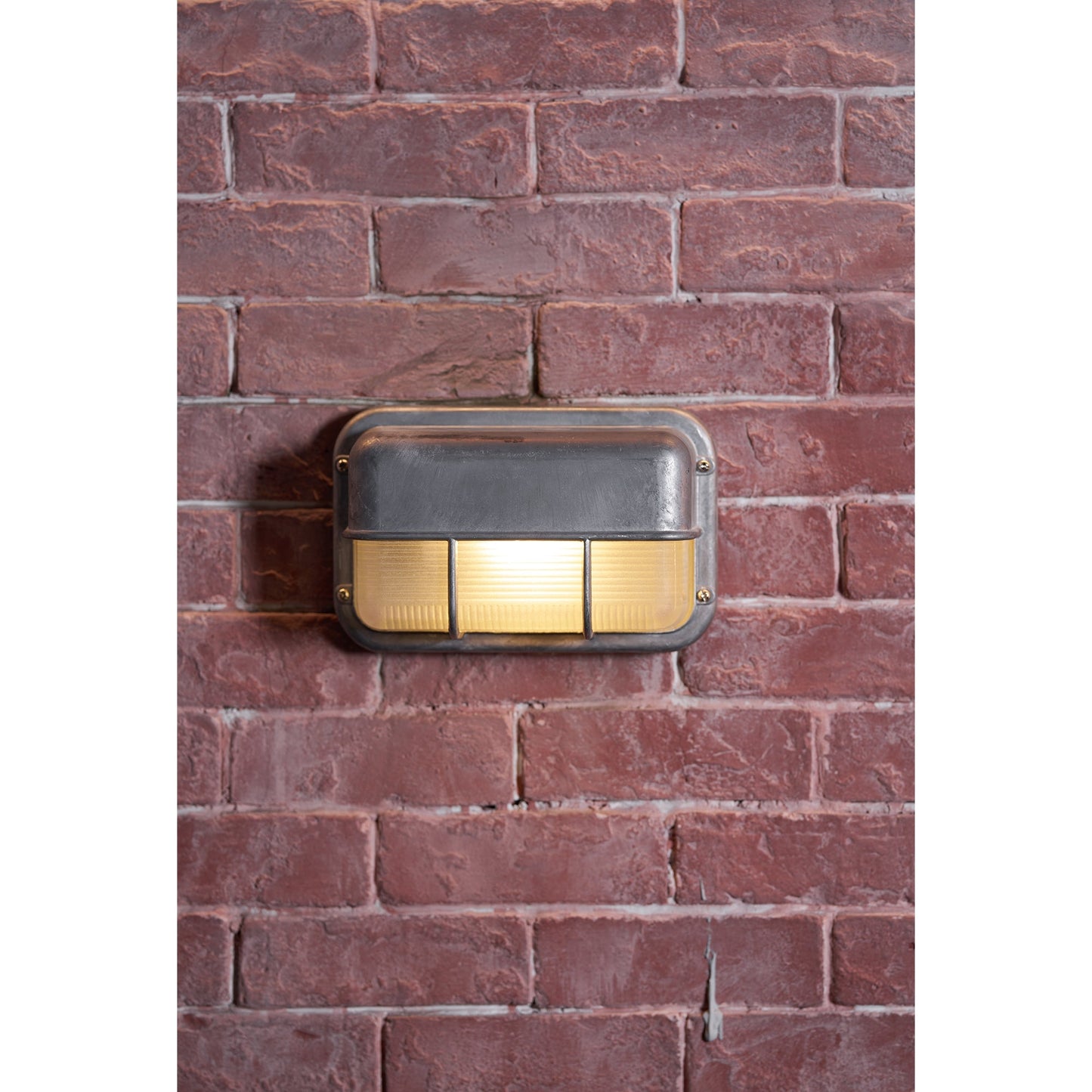 Nautische Buiten Wandlamp Bulkhead Met Opaal Glas En Aluminium Behuizing Voor Gevel En Entree
