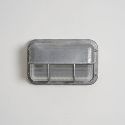 Nautische Buiten Wandlamp Bulkhead Met Opaal Glas En Aluminium Behuizing Voor Gevel En Entree