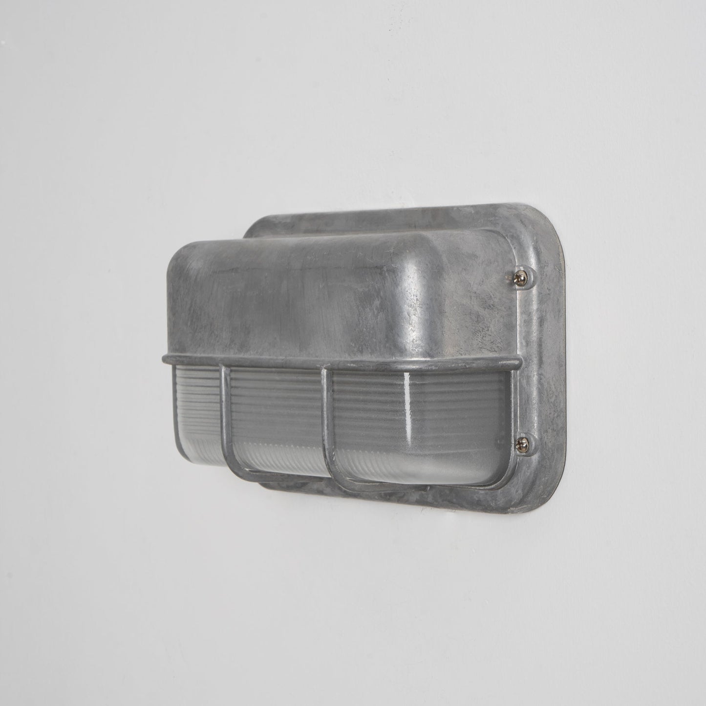 Nautische Buiten Wandlamp Bulkhead Met Opaal Glas En Aluminium Behuizing Voor Gevel En Entree