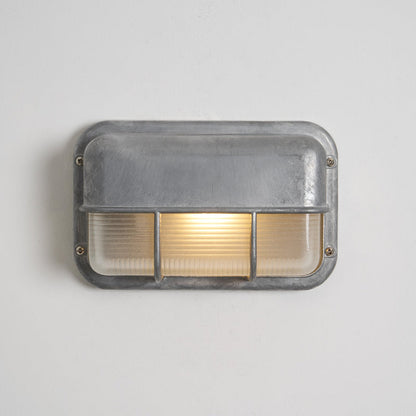 Nautische Buiten Wandlamp Bulkhead Met Opaal Glas En Aluminium Behuizing Voor Gevel En Entree
