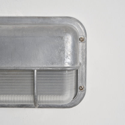 Nautische Buiten Wandlamp Bulkhead Met Opaal Glas En Aluminium Behuizing Voor Gevel En Entree
