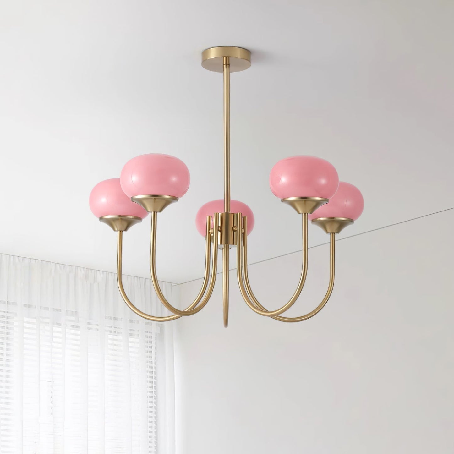 Glazen Kroonluchter Met Roze Witte Of Creme Bollen En Gouden Of Chromen Frame Moderne Design Kroonluchter Met 3 Of 5 Lichtpunten Voor Woonkamer En Eetkamer