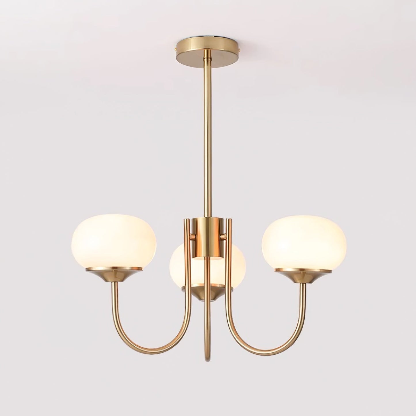 Glazen Kroonluchter Met Roze Witte Of Creme Bollen En Gouden Of Chromen Frame Moderne Design Kroonluchter Met 3 Of 5 Lichtpunten Voor Woonkamer En Eetkamer