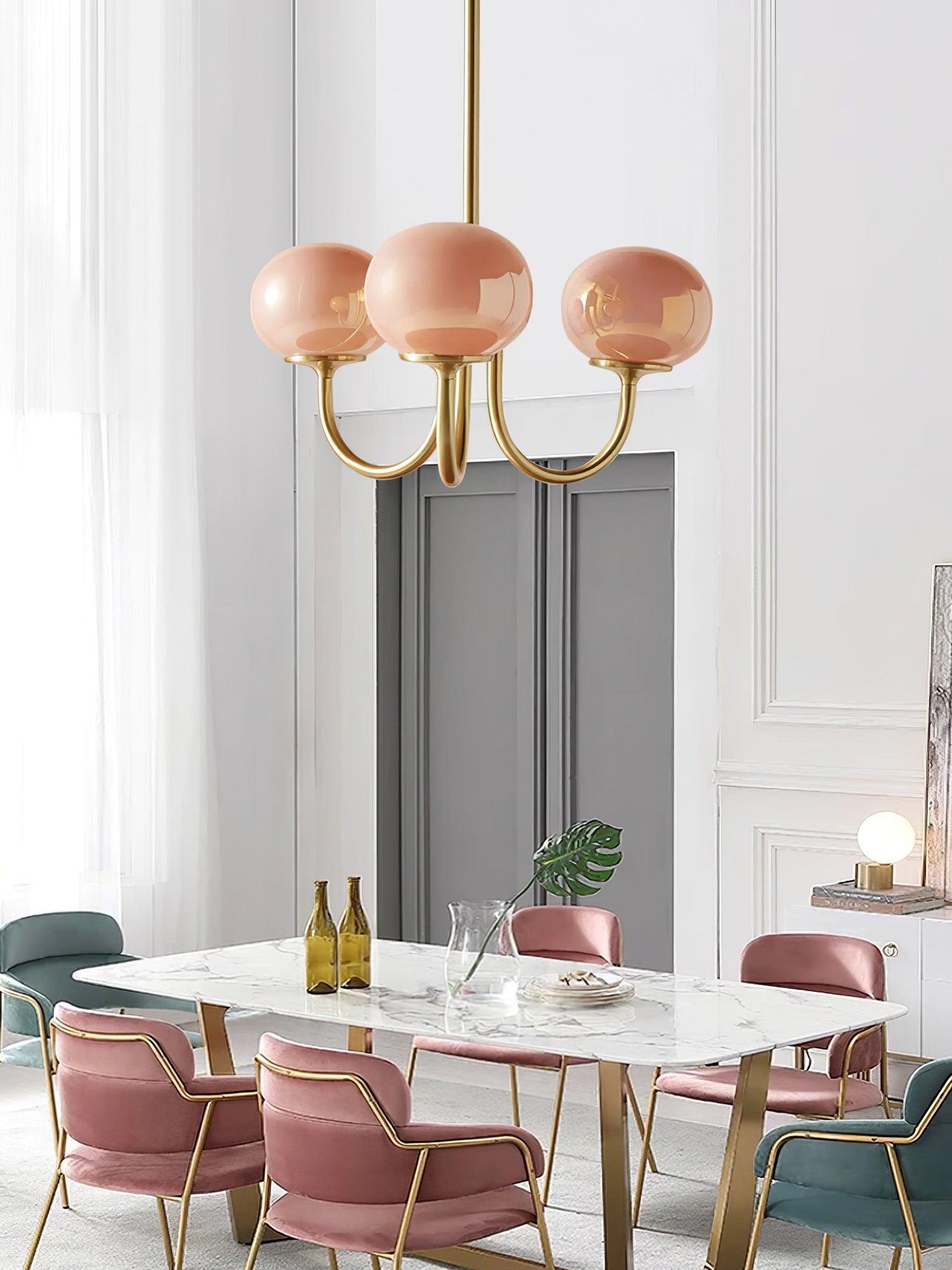 Glazen Kroonluchter Met Roze Witte Of Creme Bollen En Gouden Of Chromen Frame Moderne Design Kroonluchter Met 3 Of 5 Lichtpunten Voor Woonkamer En Eetkamer