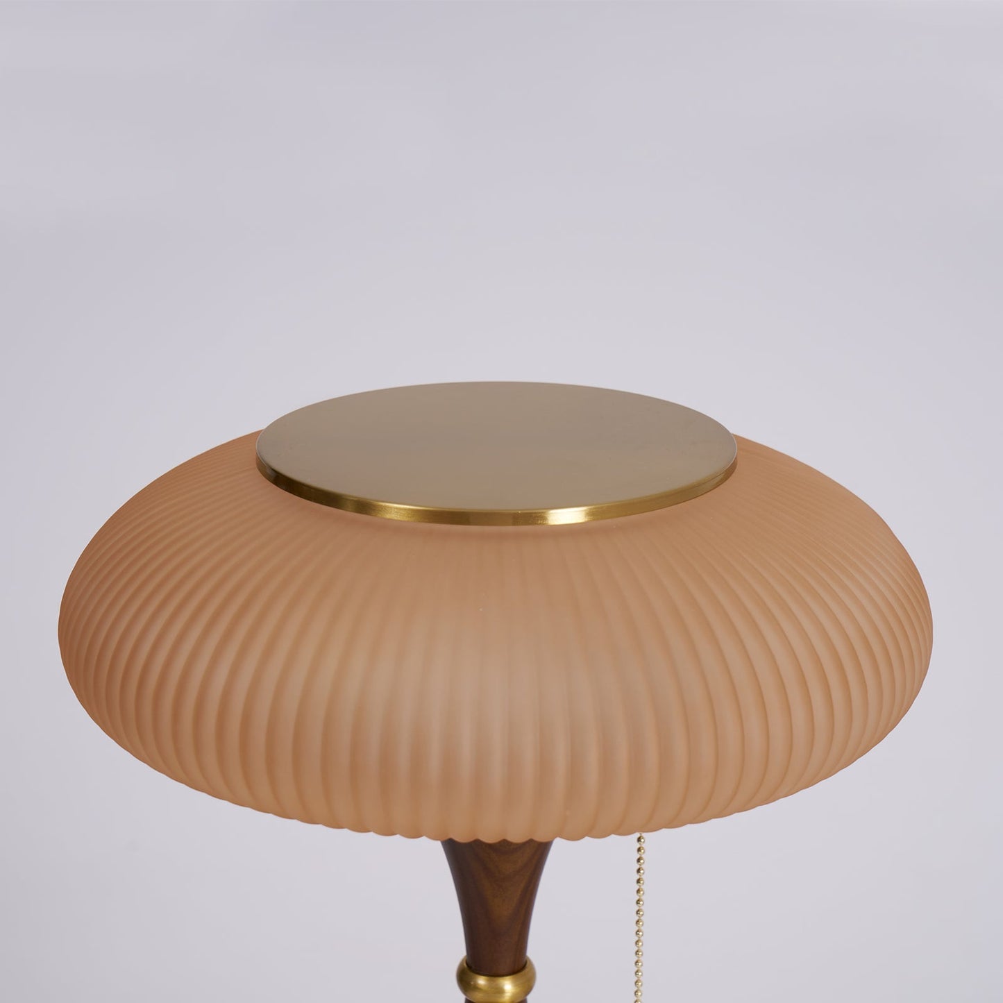 Tafellamp met Paddenstoelkap – Vintage Designverlichting voor Bureaus en Nachtkastjes