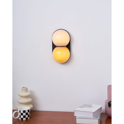 Moderne Dubbele Glazen Wandlamp – Speelse Verlichting met Gekleurde Glazen voor Slaapkamer & Kinderkamer