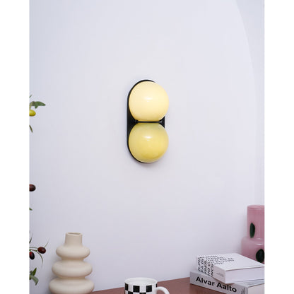 Moderne Dubbele Glazen Wandlamp – Speelse Verlichting met Gekleurde Glazen voor Slaapkamer & Kinderkamer