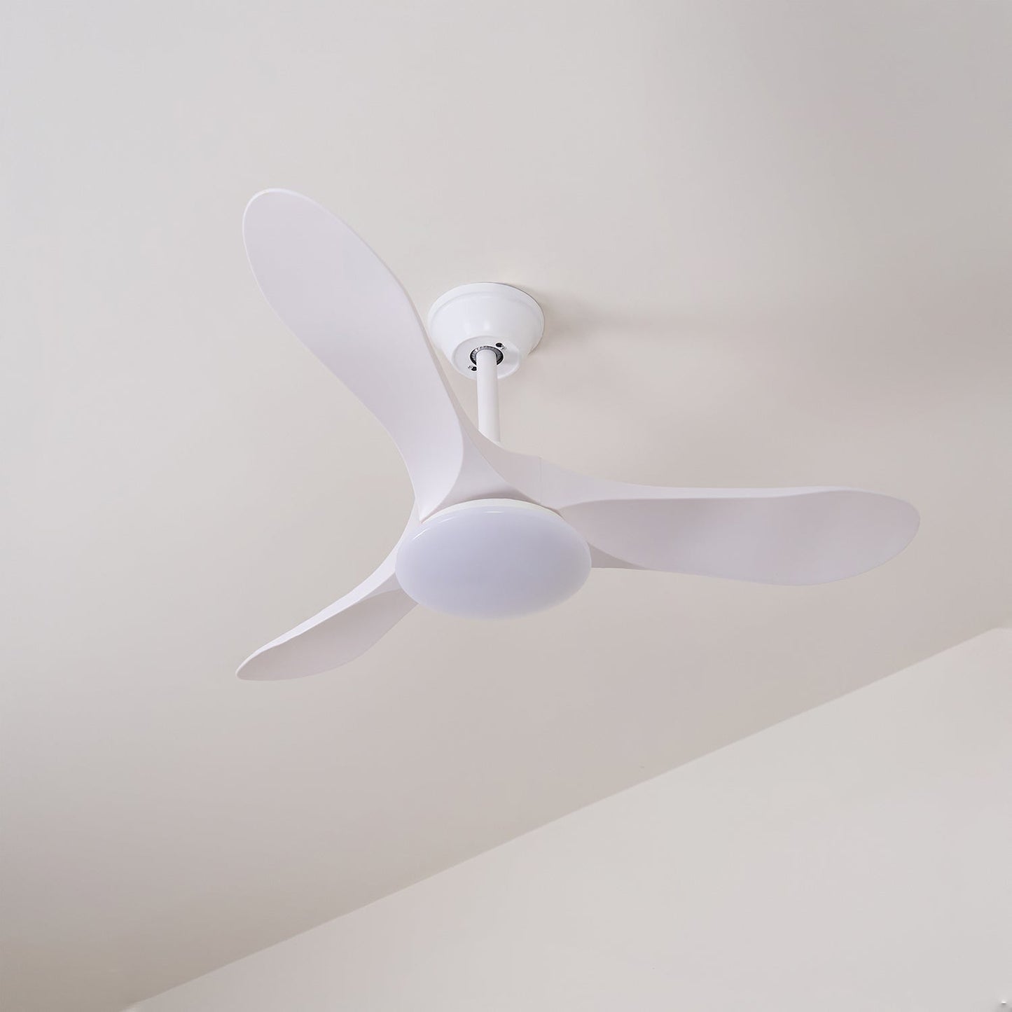 Scandinavische Plafondventilator met Verlichting | Moderne Ventilator met LED | Afstandsbediening & 6 Snelheden | Zwart Wit Houtnerf | Voor Slaapkamer Woonkamer | 106/132 cm
