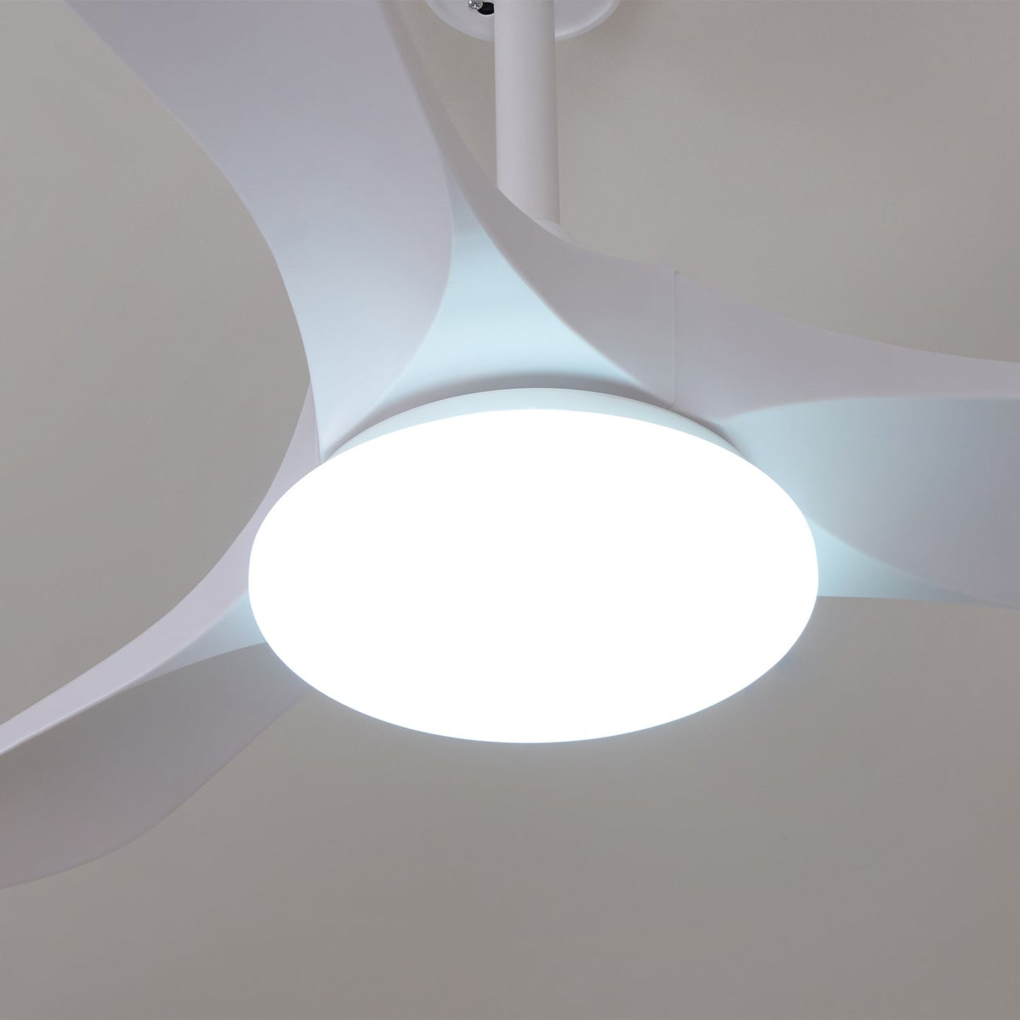 Moderne Plafondventilator met Verlichting – Hout & LED – 6 Snelheden – Afstandsbediening