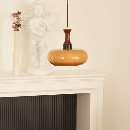 Amber glazen hanglamp – warme sfeerverlichting voor woonkamer en eetkamer