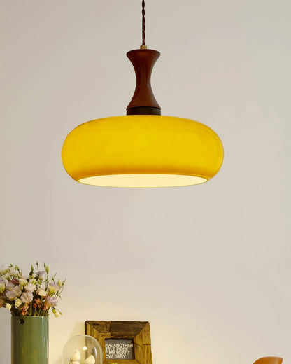 Amber glazen hanglamp – warme sfeerverlichting voor woonkamer en eetkamer