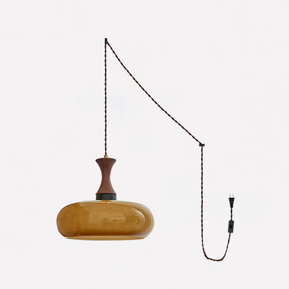 Amber glazen hanglamp – warme sfeerverlichting voor woonkamer en eetkamer