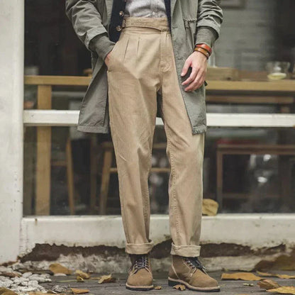 Chino Broek Met Plooide Voorkant en Klassieke Stijl - StudioMarella