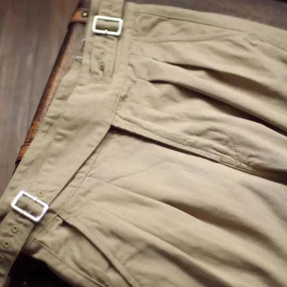 Chino Broek Met Plooide Voorkant en Klassieke Stijl