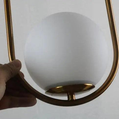 Scandinavische Hanglamp Mia met Gouden Armatuur en Glazen Kap – Moderne Plafondverlichting voor Eetkamer, Slaapkamer en Woonkamer