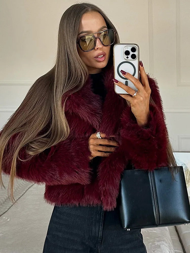 Dames Jas Rode Burgundy Kleur Warme Winterjas - StudioMarella