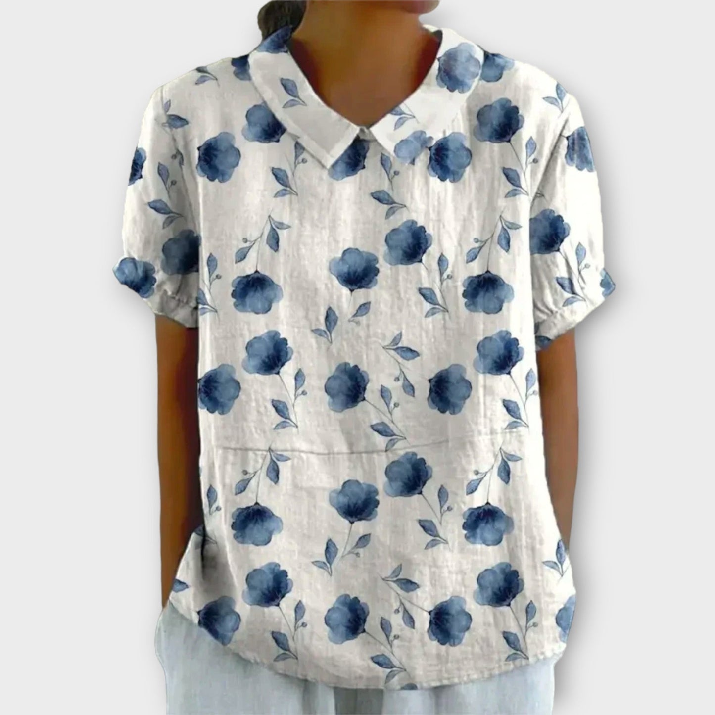 Vrouwelijke Zomerblouse Korte Mouw Bloemenprint Elegance - StudioMarella