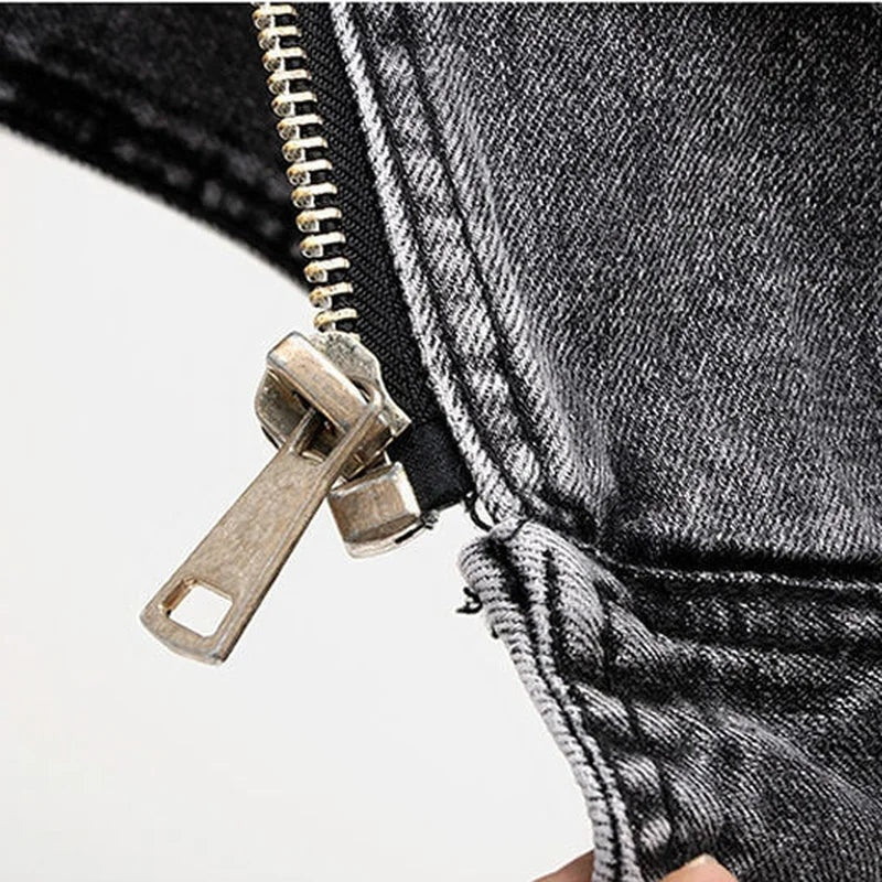 Mila | Mouwloos Denim Vest met Biker Uiterstraling 7