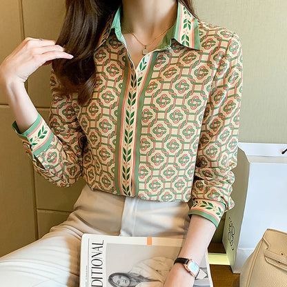 Vrouwelijke Blouse met Kettingprint Elegant Design