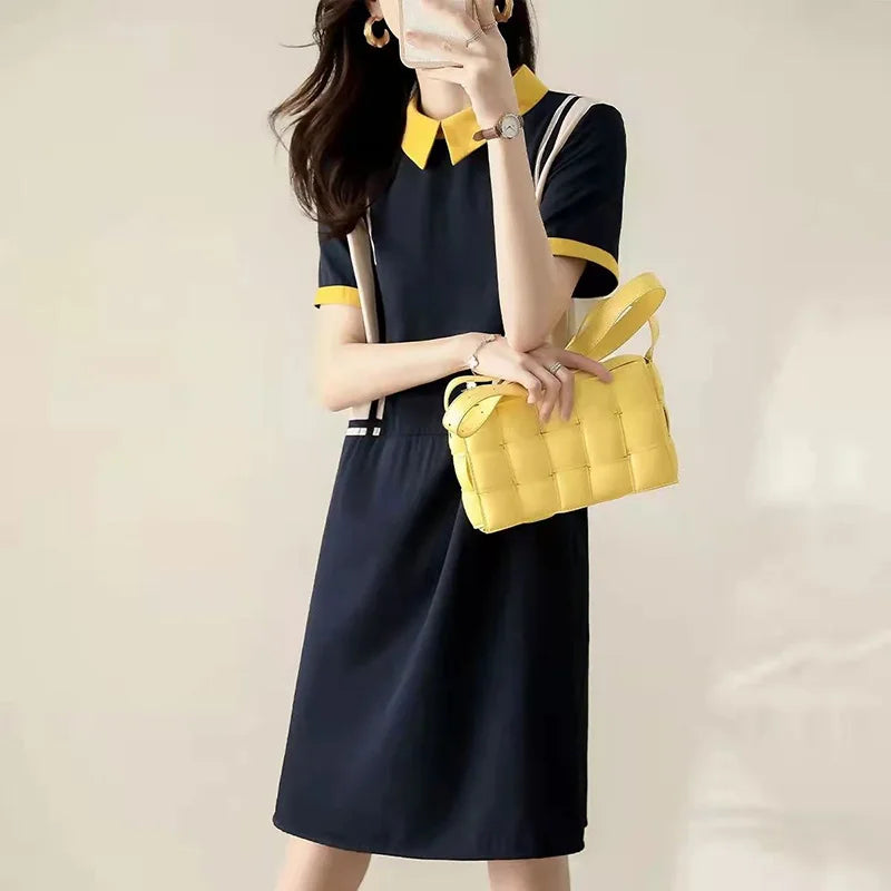 Jurk met Kraag Midi Lengte Peter Pan Stijl