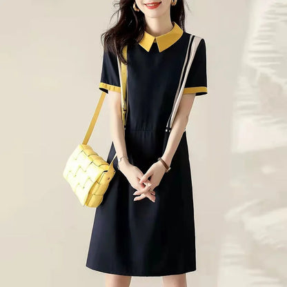 Jurk met Kraag Midi Lengte Peter Pan Stijl