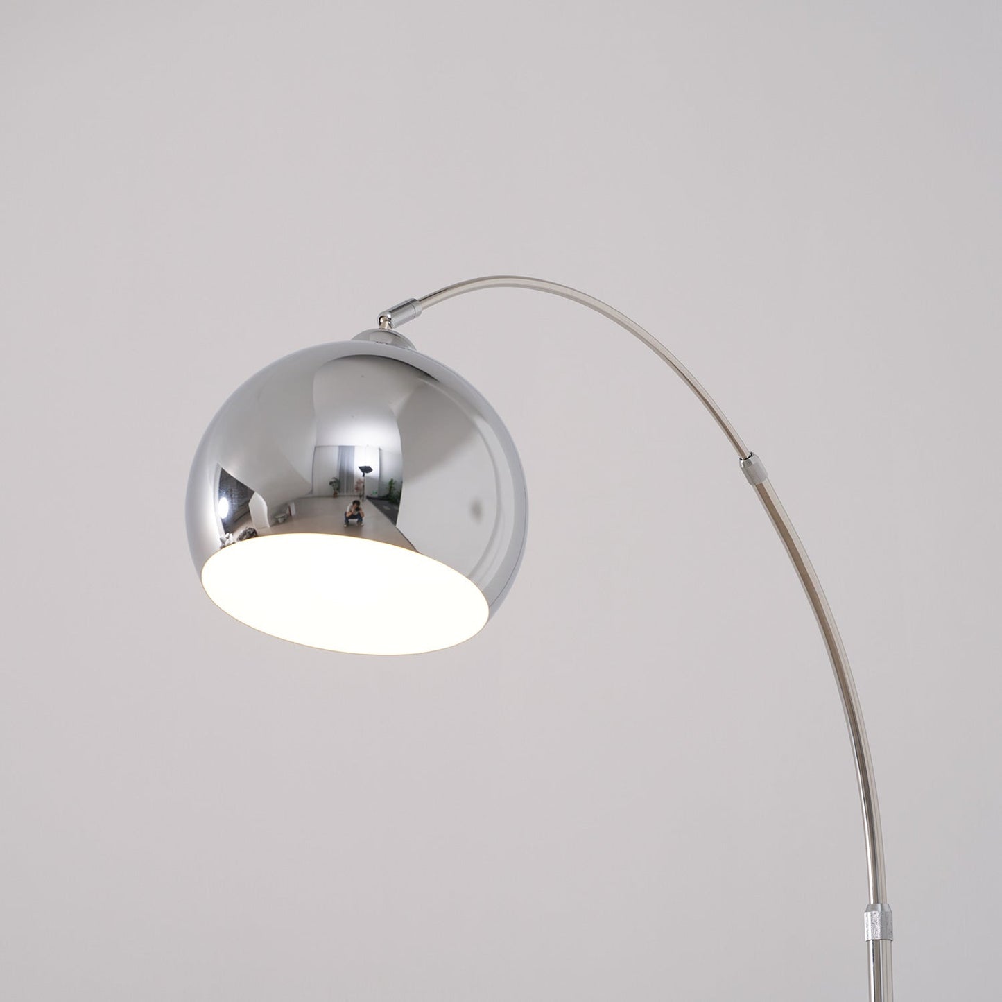 Verstelbare Vloerlamp Metaal Zwart Chroom Wit Telescopische Arm Leeslamp Modern Design