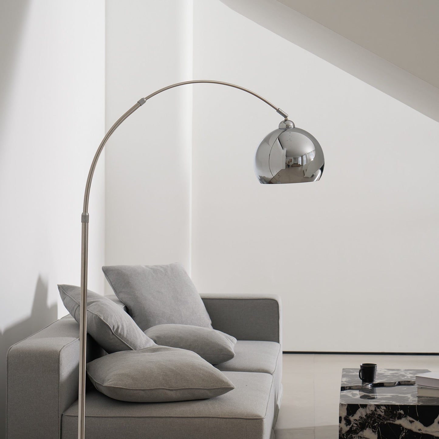 Verstelbare Vloerlamp Metaal Zwart Chroom Wit Telescopische Arm Leeslamp Modern Design
