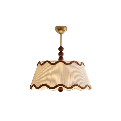 Plafondlamp met Geplooide Kap en Houten Kralen – Vintage Cottage Stijl voor Warm Sfeervol Licht