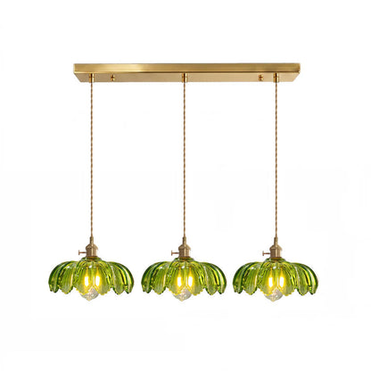 Retro Hanglamp met Bloembladkap en Messing Armatuur – Vintage Elegantie in Zes Glaskleuren – Enkele of Drievoudige Lichtpunten