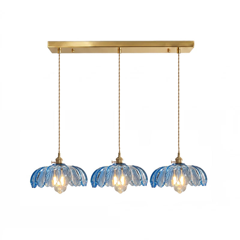 Retro Hanglamp met Bloembladkap en Messing Armatuur – Vintage Elegantie in Zes Glaskleuren – Enkele of Drievoudige Lichtpunten