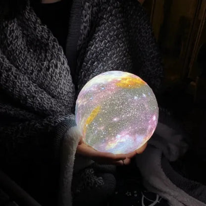 3D Galaxie Maanlamp met Houten Standaard Draadloos Dimbaar Sfeerverlichting Nachtlampje Tafelverlichting 16 Kleuren LED