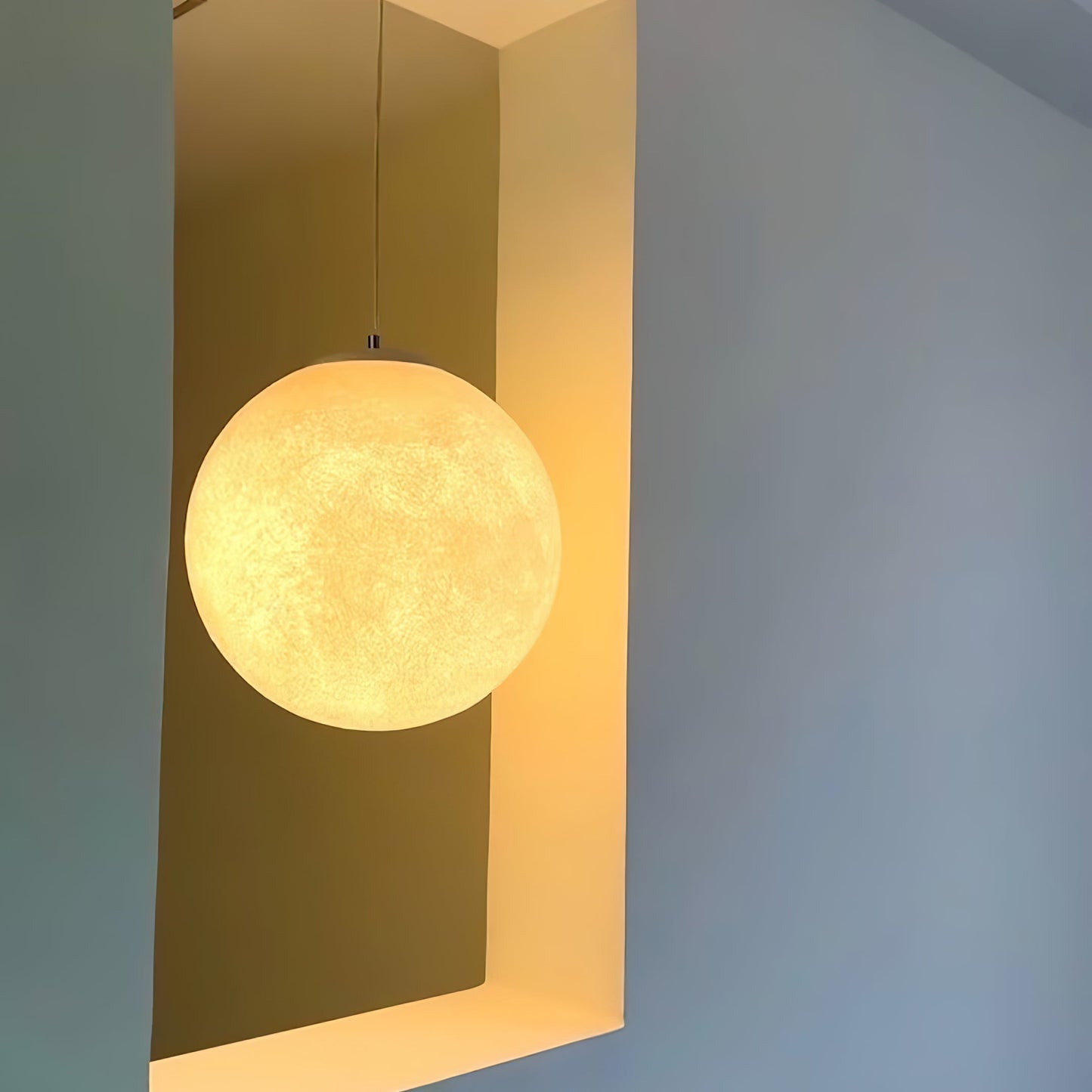 Maan Hanglamp – Realistische Textuur – 8 Maten Beschikbaar – Romantische Maanbol voor Slaapkamer Eetkamer Kinderkamer – Dimbaar Warm Licht – Schuine Plafondadapter Inbegrepen