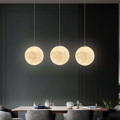 Maan Hanglamp – Realistische Textuur – 8 Maten Beschikbaar – Romantische Maanbol voor Slaapkamer Eetkamer Kinderkamer – Dimbaar Warm Licht – Schuine Plafondadapter Inbegrepen