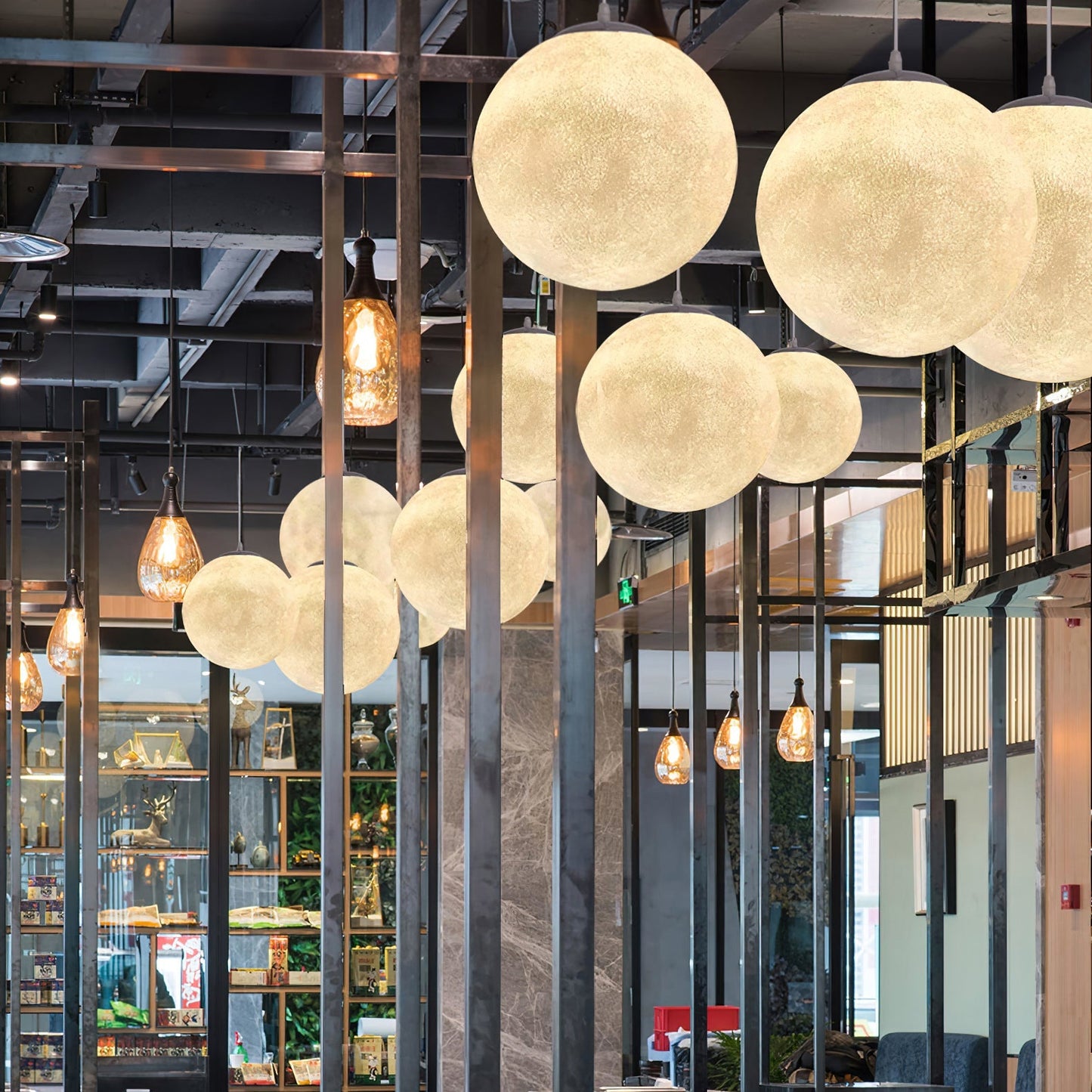 Maan Hanglamp – Realistische Textuur – 8 Maten Beschikbaar – Romantische Maanbol voor Slaapkamer Eetkamer Kinderkamer – Dimbaar Warm Licht – Schuine Plafondadapter Inbegrepen