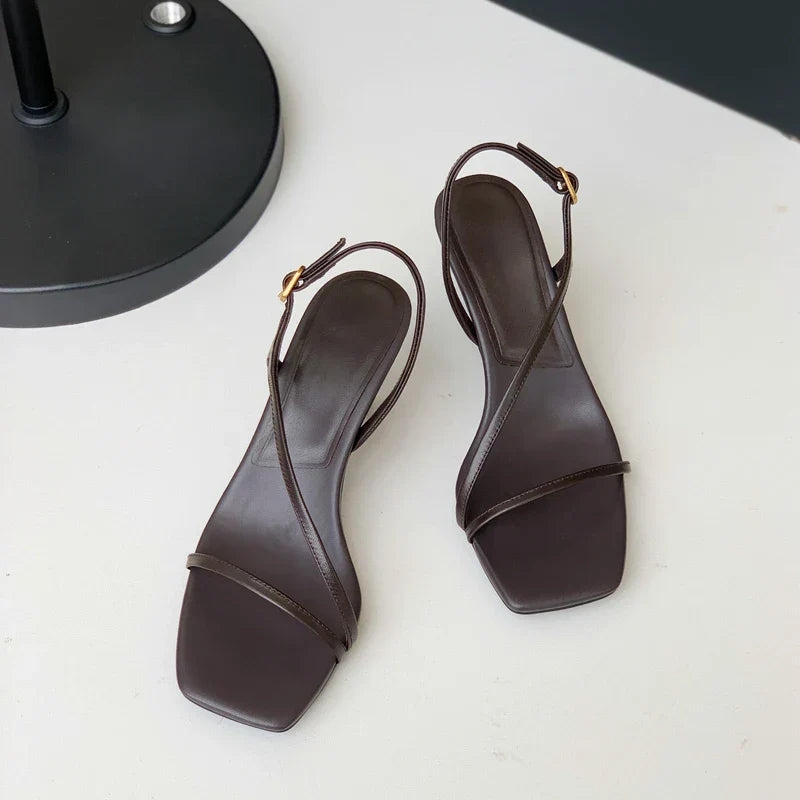 Zomer Sandalen met Glamour Riempjes van ChicMode