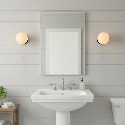 Glazen Wandlamp Scandinavisch Design met Ronde Bolkap Wit Glas G9 Fitting Compact & Modern Sfeervol voor Slaapkamer Hal