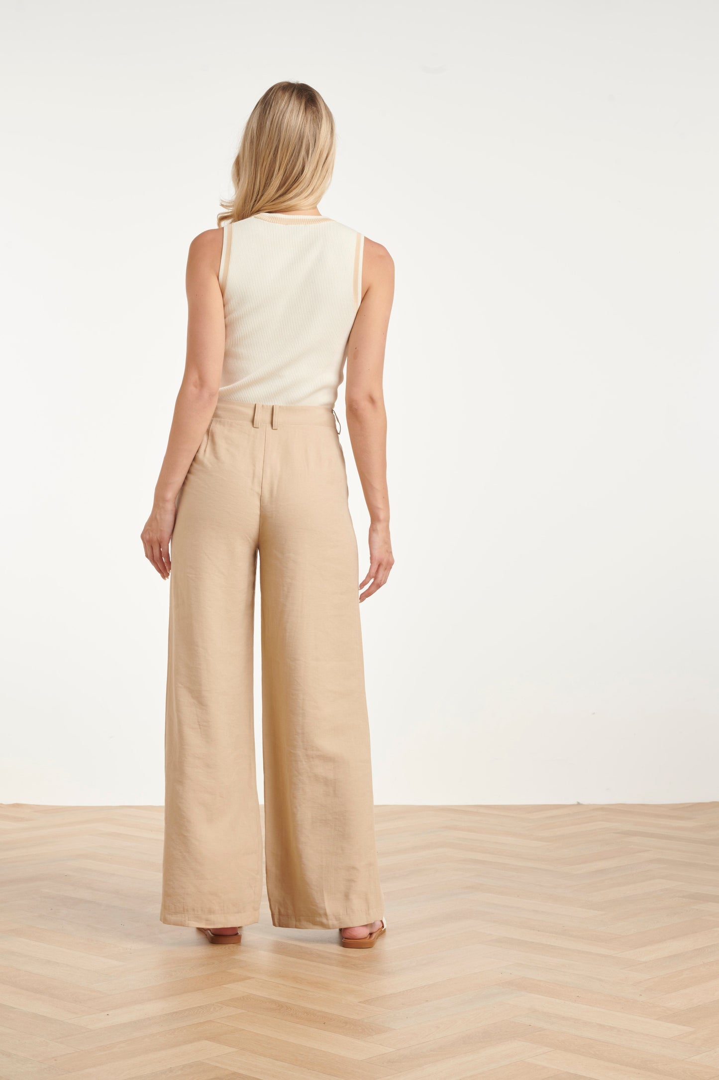 Mouwloze Ribgebreide Top | Dames Tops Mouwloos Gebroken Wit 8
