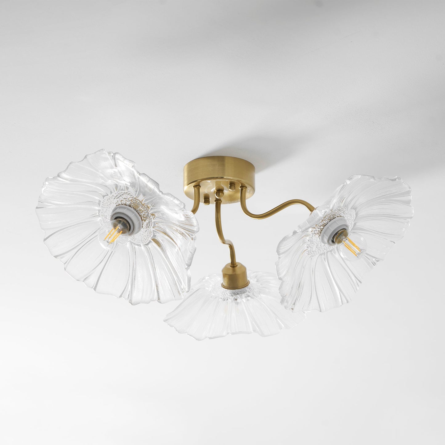Glazen Plafondlamp met Bladmotief – 3, 5 of 6 Lichtpunten – Gouden Armatuur met Helder of Roze Matglas