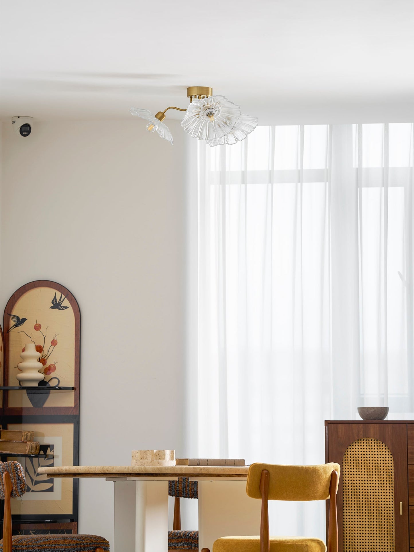 Glazen Plafondlamp met Bladmotief – 3, 5 of 6 Lichtpunten – Gouden Armatuur met Helder of Roze Matglas