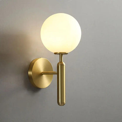 Wandlamp met glazen kap – modern design in goud of zwart met melkglas of ripple-afwerking